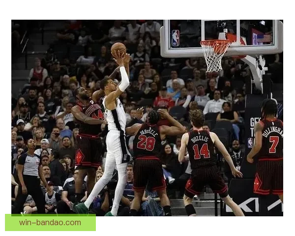 文班亚马单场狂砍41分创赛季新高八分四十秒完成两双刷新NBA历史最快纪录